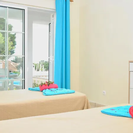 Bella Vista 1 Apartment *